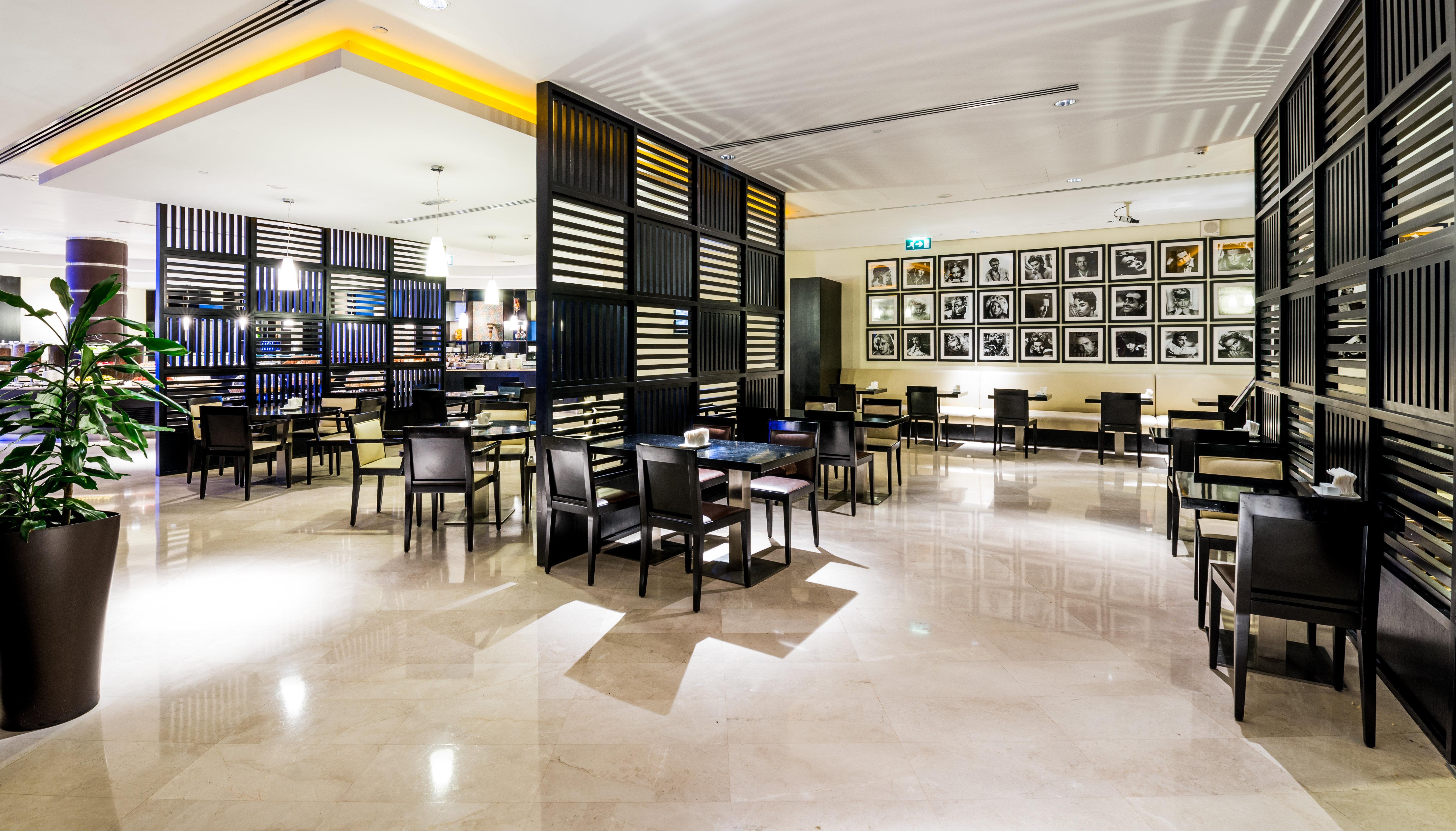 Holiday Inn Express Dubai Airport By Ihg Eksteriør billede