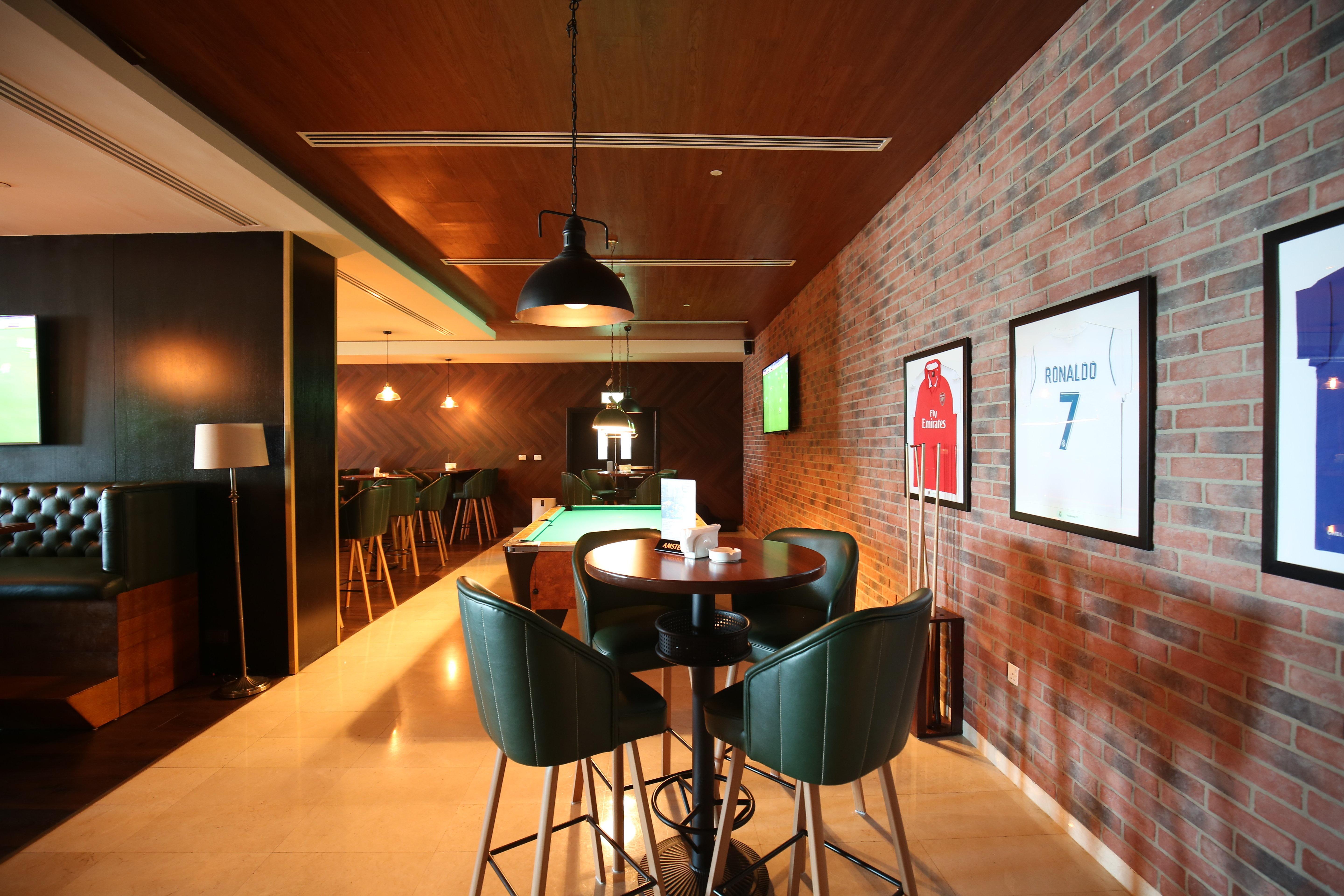 Holiday Inn Express Dubai Airport By Ihg Eksteriør billede
