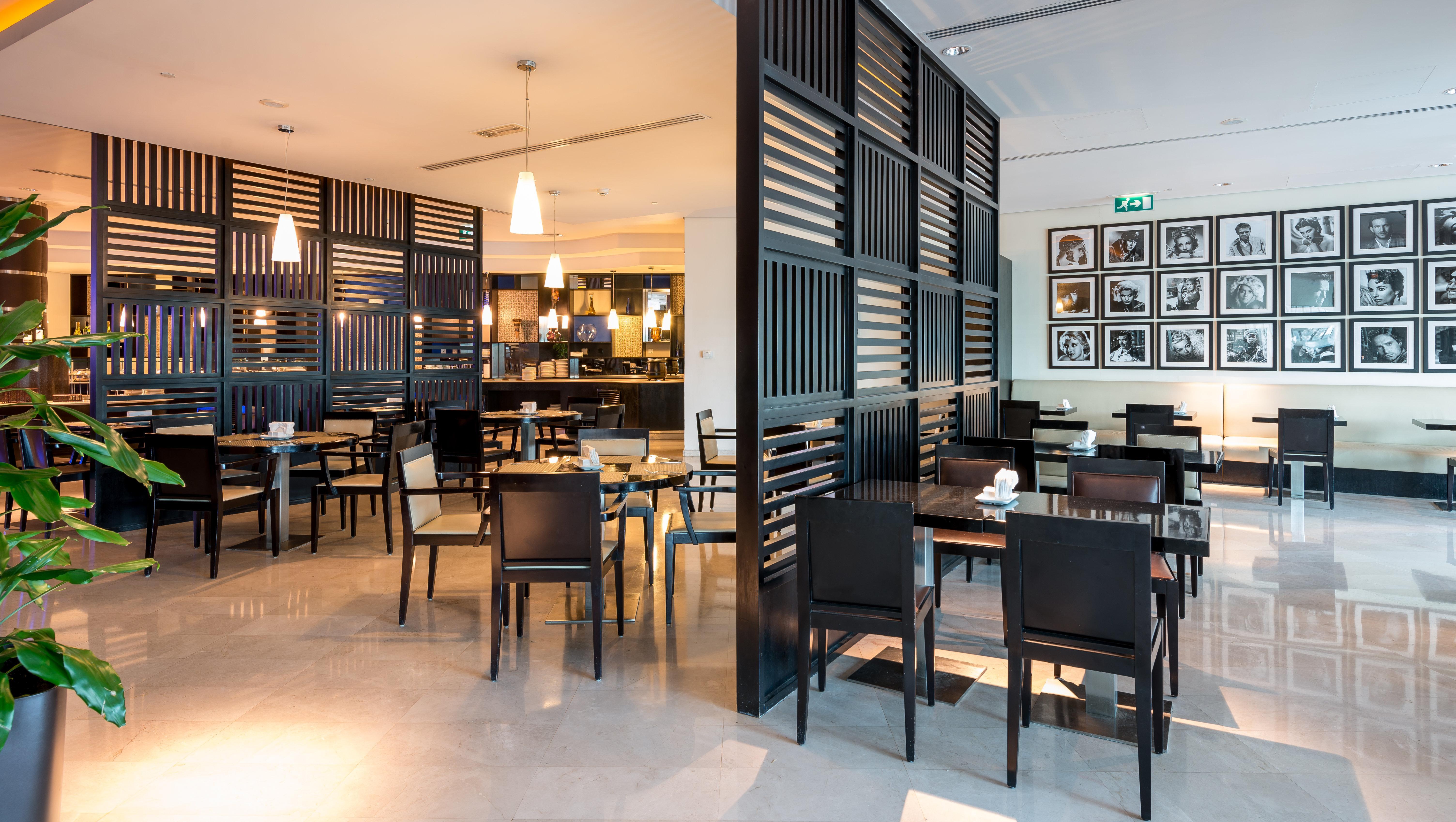 Holiday Inn Express Dubai Airport By Ihg Eksteriør billede