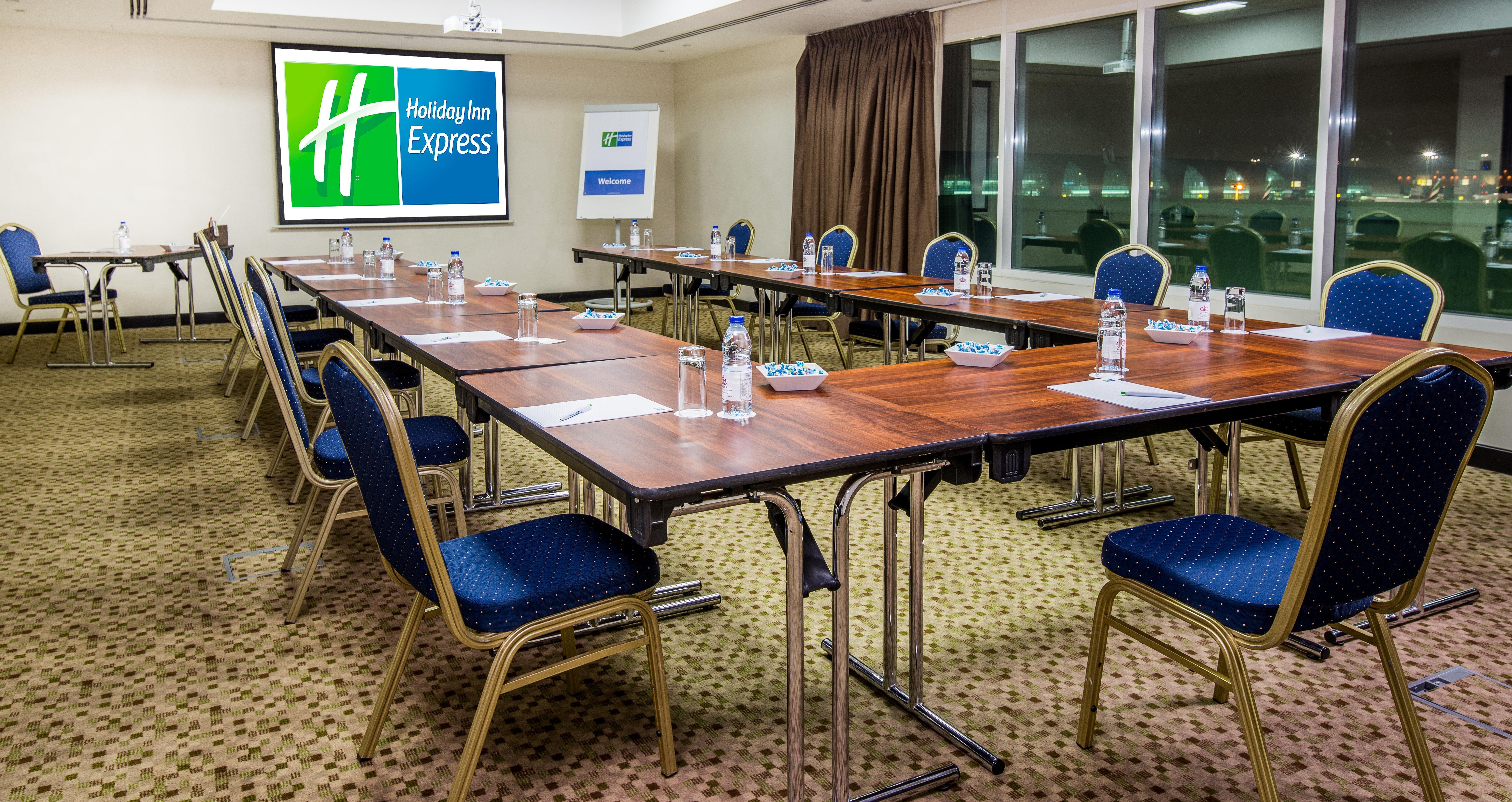 Holiday Inn Express Dubai Airport By Ihg Eksteriør billede