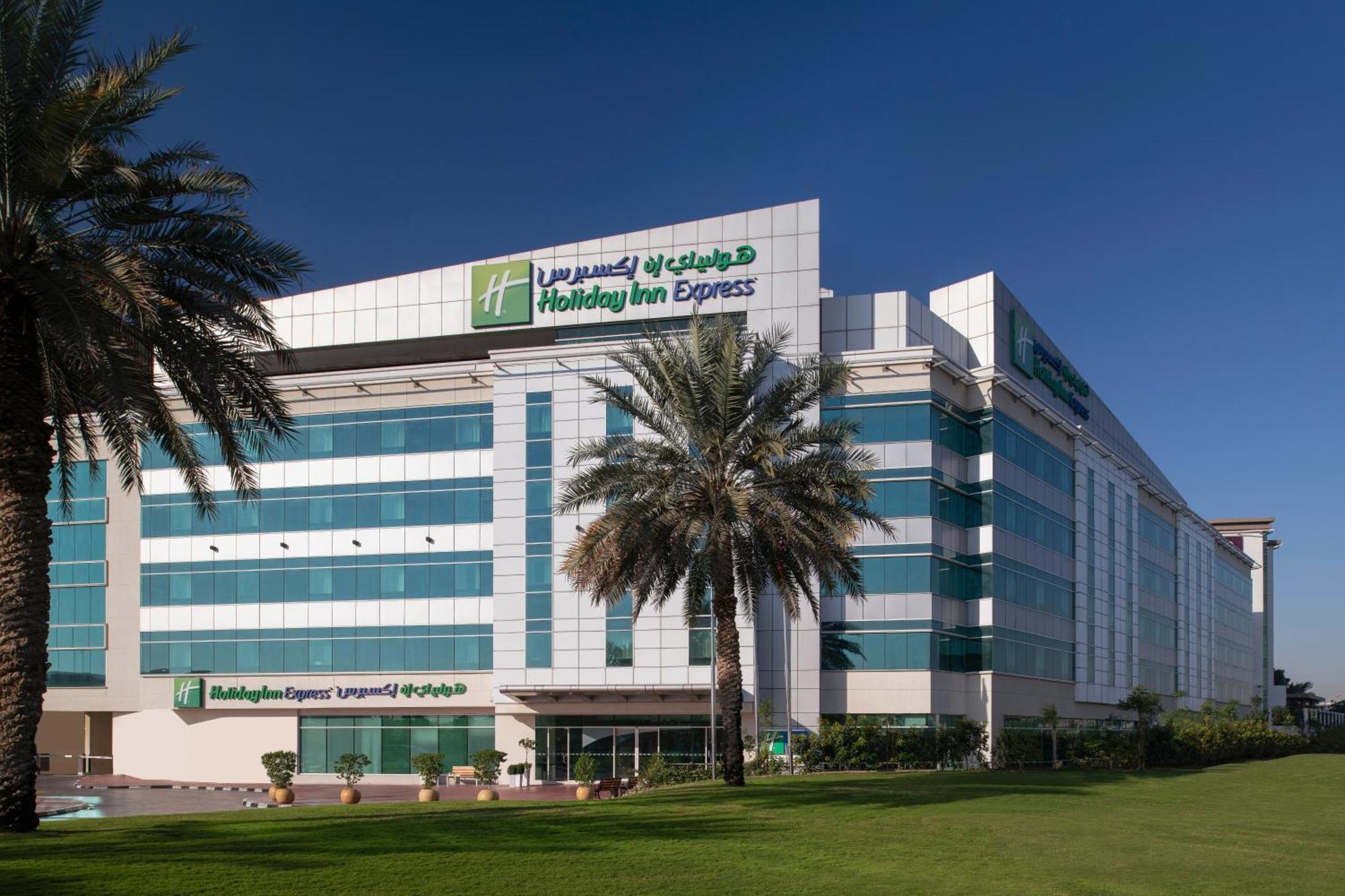 Holiday Inn Express Dubai Airport By Ihg Eksteriør billede